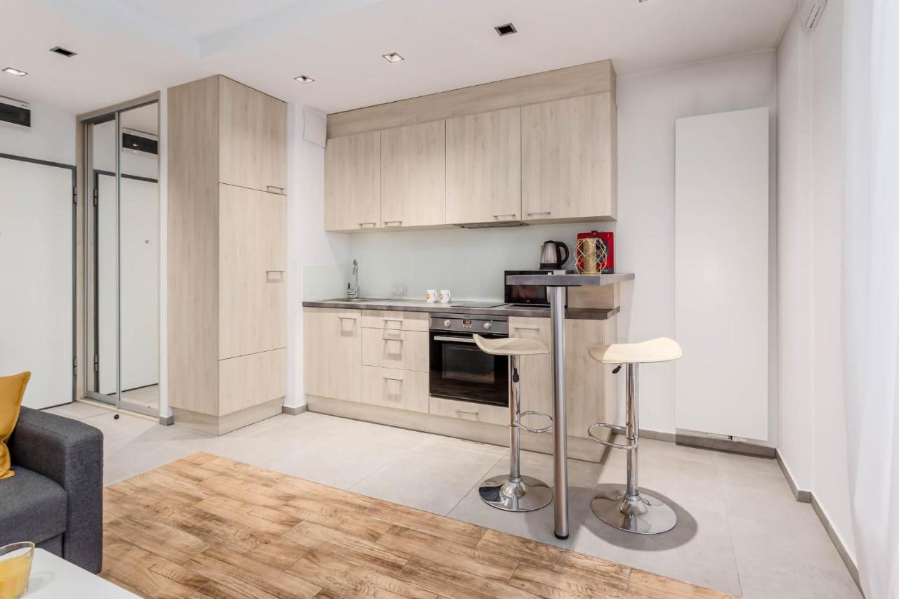 Chill Apartments Wola Center Варшава Экстерьер фото