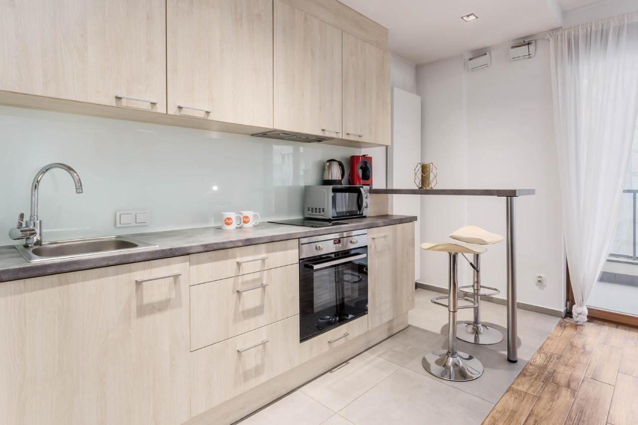 Chill Apartments Wola Center Варшава Экстерьер фото
