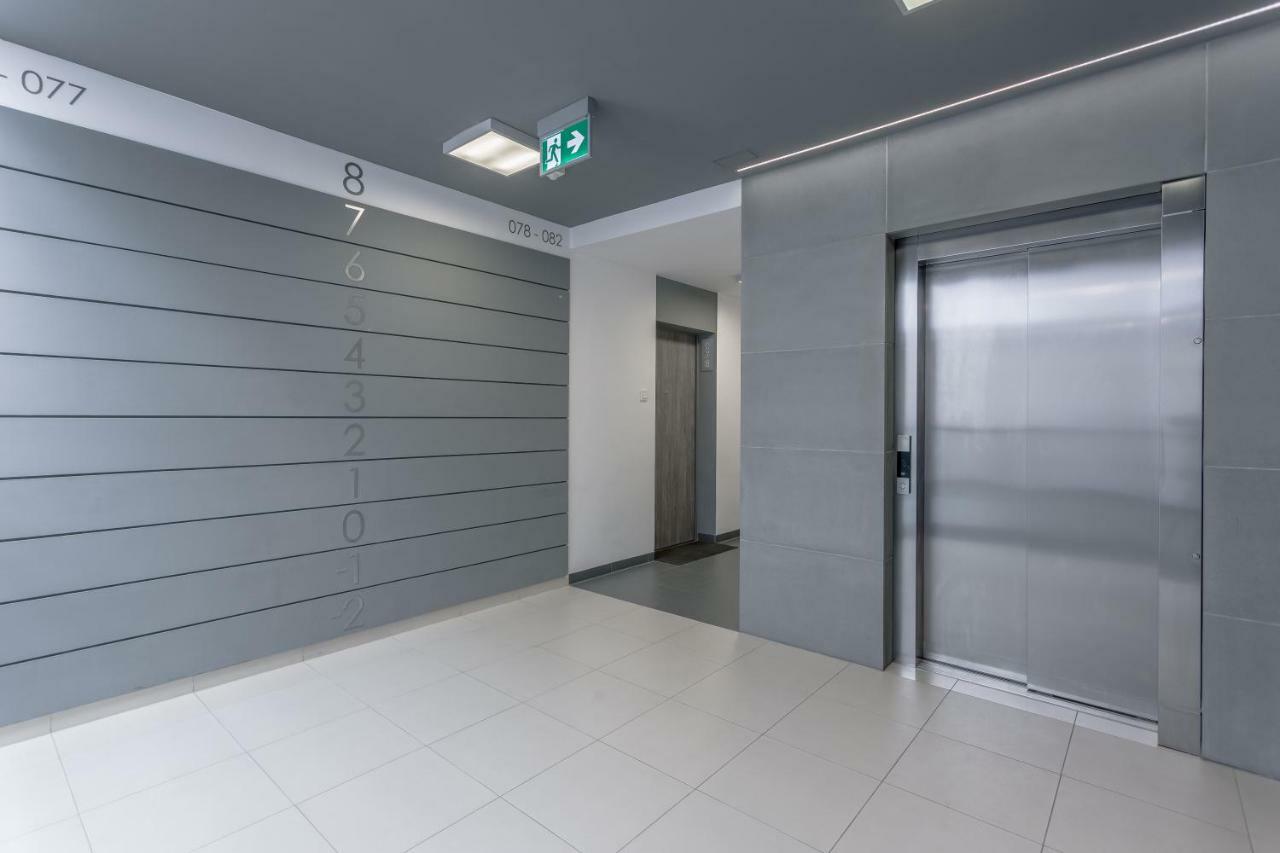 Chill Apartments Wola Center Варшава Экстерьер фото