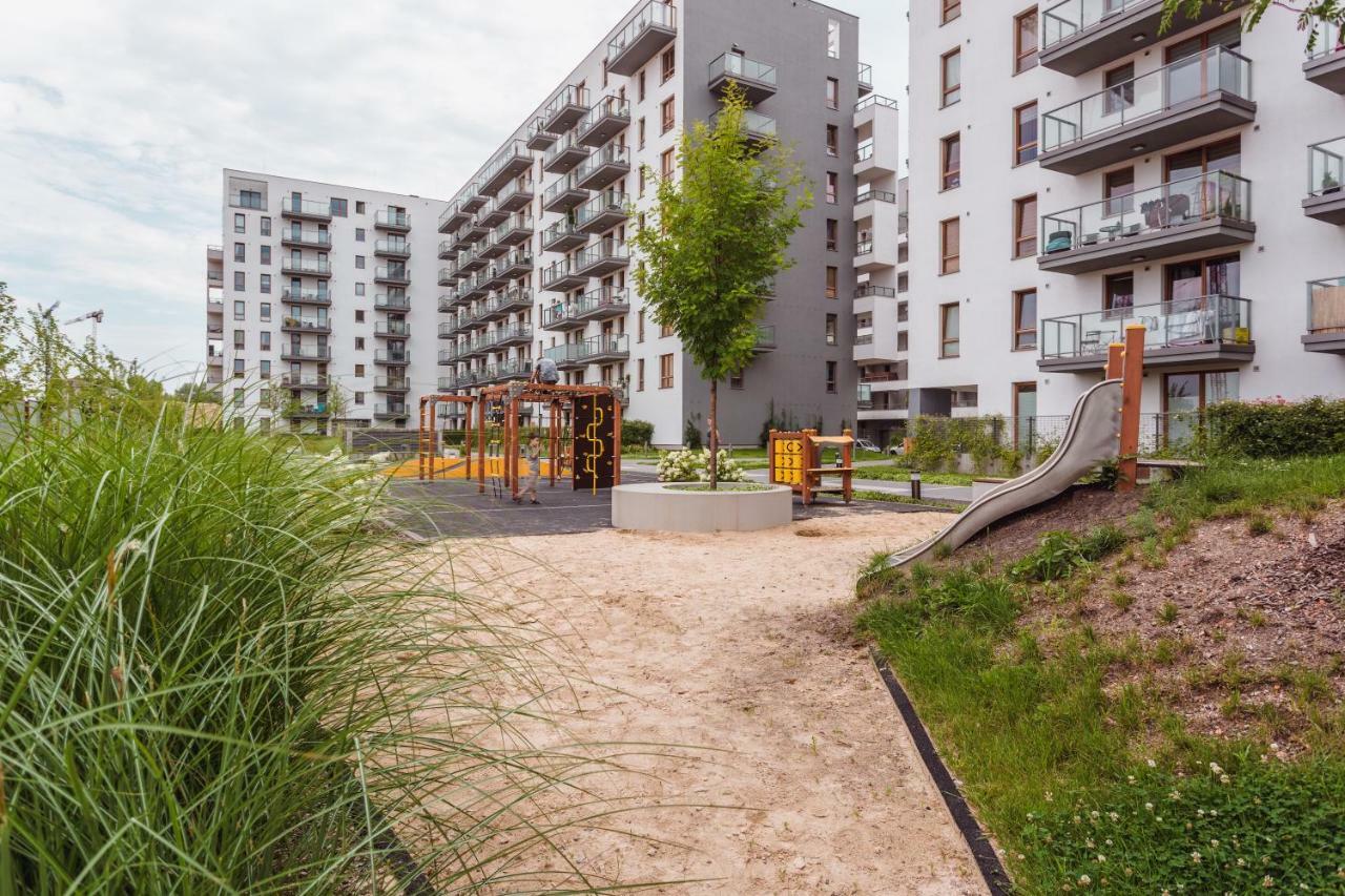 Chill Apartments Wola Center Варшава Экстерьер фото