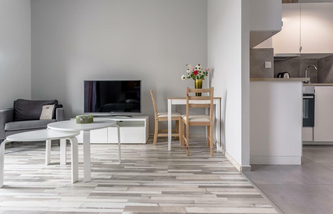 Chill Apartments Wola Center Варшава Экстерьер фото