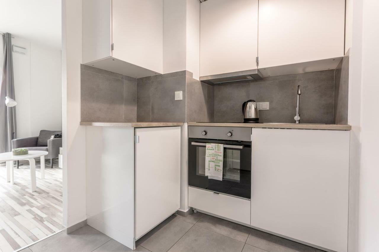 Chill Apartments Wola Center Варшава Экстерьер фото
